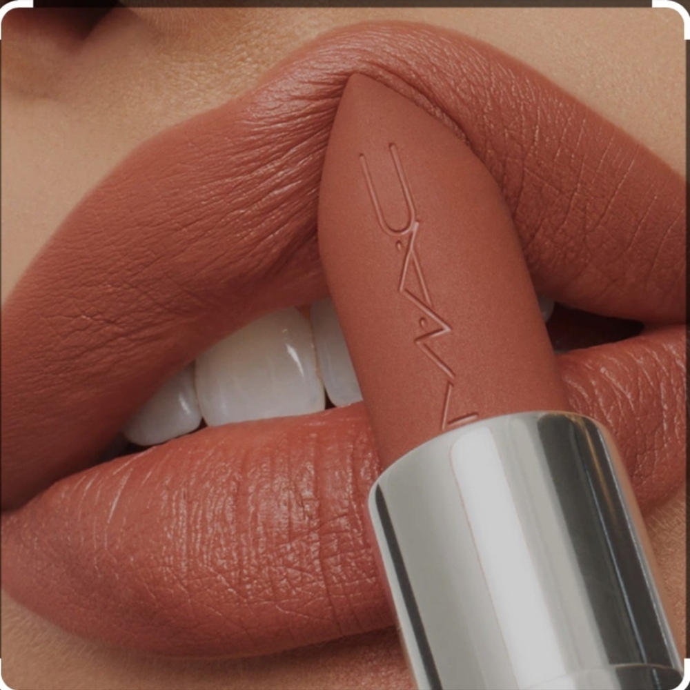 Mac velvet teddy mini lipstick 💄